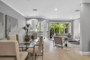 1362 Bayview Dr, Fort Lauderdale, FL 33304 - Photo 11