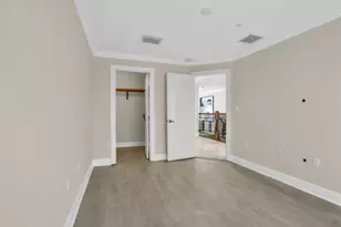 1362 Bayview Dr, Fort Lauderdale, FL 33304 - Photo 45