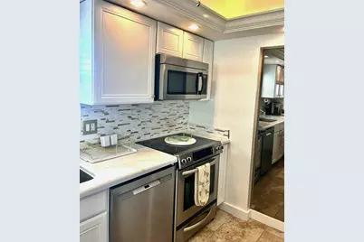 815 Middle River Drive #106, Fort Lauderdale, FL 33304 - Photo 13