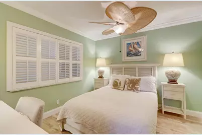 815 Middle River Drive #106, Fort Lauderdale, FL 33304 - Photo 13