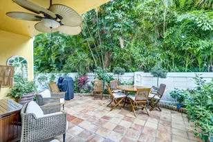 815 Middle River Dr, Fort Lauderdale, FL 33304 - Photo 23