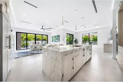 239 NE 11th Street, Delray Beach, FL 33444 - Photo 9