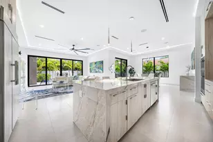 239 NE 11th St, Delray Beach, FL 33444 - Photo 9