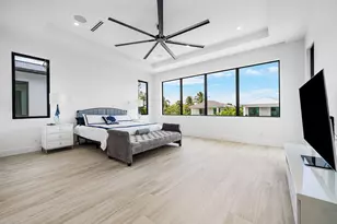 239 NE 11th St, Delray Beach, FL 33444 - Photo 17