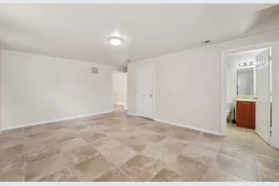 819 SW 7th Avenue, Fort Lauderdale, FL 33315 - Photo 19