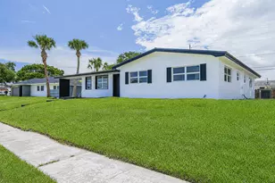 375 Manly Ave, Sebastian, FL 32958 - Photo 3