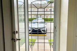 105 Oxford 500, West Palm Beach, FL 33417 - Photo 3