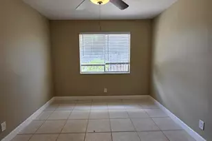 4876 Orleans Ct, Haverhill, FL 33415 - Photo 19