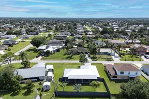 1685 SW Schleicher Ln, Port Saint Lucie, FL 34984 - Photo 43