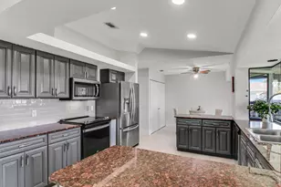 1685 SW Schleicher Ln, Port Saint Lucie, FL 34984 - Photo 17