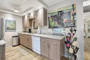 2157 Cambridge G, Deerfield Beach, FL 33442 - Photo 5