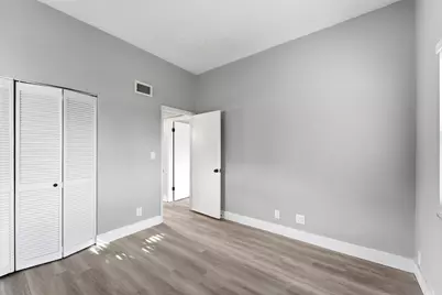 7241 W Sunrise Boulevard, Plantation, FL 33313 - Photo 11