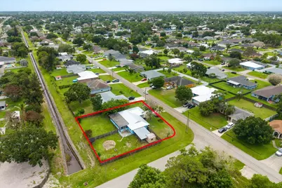 391 SW Duval Avenue, Port Saint Lucie, FL 34983 - Photo 31