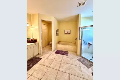 8041 E Via Grande, Boynton Beach, FL 33437 - Photo 11