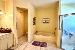 8041 E Via Grande, Boynton Beach, FL 33437 - Photo 11