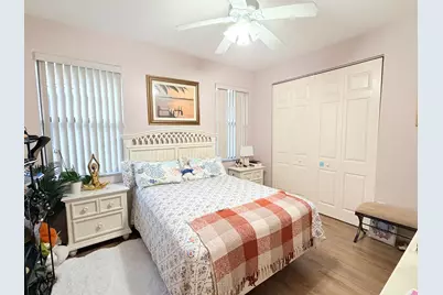 8041 E Via Grande, Boynton Beach, FL 33437 - Photo 11