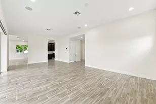 5627 Opal Dr, The Acreage, FL 33470 - Photo 17