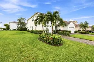 5627 Opal Dr, The Acreage, FL 33470 - Photo 3