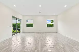 5627 Opal Dr, The Acreage, FL 33470 - Photo 17