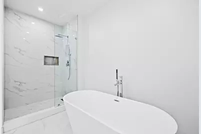 220 Lake Shore Drive, Lake Park, FL 33403 - Photo 9