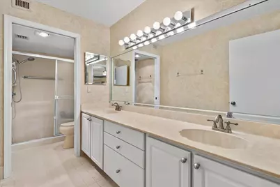 9927 Seacrest Circle #102, Boynton Beach, FL 33437 - Photo 17