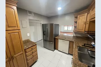 2322 S Cypress Bend Drive #110, Pompano Beach, FL 33069 - Photo 7