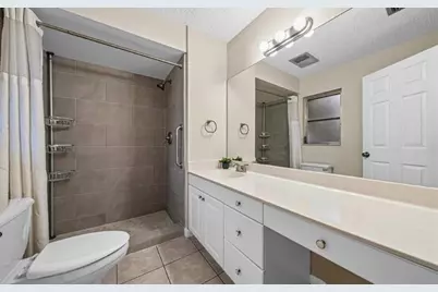 19208 Murcott Drive E, Fort Myers, FL 33967 - Photo 11