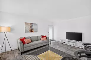 624 Orton Ave, Fort Lauderdale, FL 33304 - Photo 13