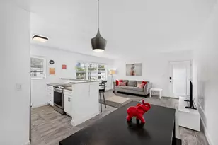 624 Orton Ave, Fort Lauderdale, FL 33304 - Photo 15