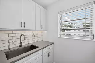 624 Orton Ave, Fort Lauderdale, FL 33304 - Photo 19