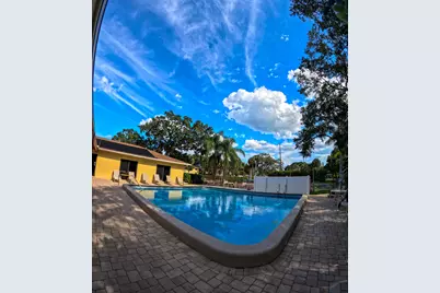 400 18th Street #D, Vero Beach, FL 32960 - Photo 5