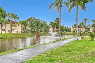 337 Pine Ridge Cir, Greenacres, FL 33463 - Photo 27