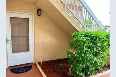 1536 SE Royal Green Circle #104, Port Saint Lucie, FL 34952 - Photo 5