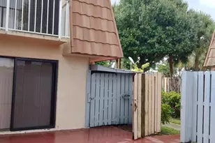 729 Mill Valley Pl, West Palm Beach, FL 33409 - Photo 13