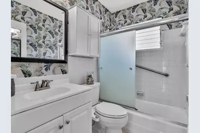 3232 Canal Drive #19, Pompano Beach, FL 33062 - Photo 17