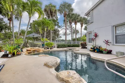 2070 Chagall Circle, West Palm Beach, FL 33409 - Photo 7
