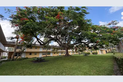 5168 NE 6th Avenue #431, Oakland Park, FL 33334 - Photo 15
