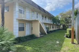 5168 NE 6th Ave, Oakland Park, FL 33334 - Photo 9