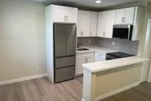 5168 NE 6th Ave, Oakland Park, FL 33334 - Photo 17