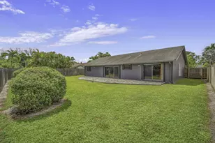 223 Bobwhite Rd, Royal Palm Beach, FL 33411 - Photo 27