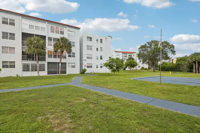 2860 Somerset Drive #412k, Lauderdale Lakes, FL 33311 - Photo 23