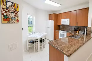 6566 Via Regina, Boca Raton, FL 33433 - Photo 5