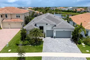 12203 Waterstone Cir, Palm Beach Gardens, FL 33412 - Photo 5