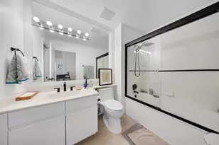 4117 W Palm Aire Dr, Pompano Beach, FL 33069 - Photo 9