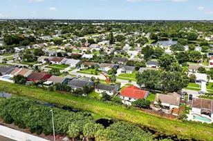5258 Canal Cir W, Lake Worth, FL 33467 - Photo 27