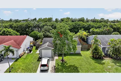 5258 Canal Circle W, Lake Worth, FL 33467 - Photo 31