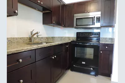 915 SE 22nd Avenue, Pompano Beach, FL 33062 - Photo 13
