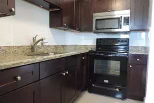 915 SE 22nd Ave, Pompano Beach, FL 33062 - Photo 13