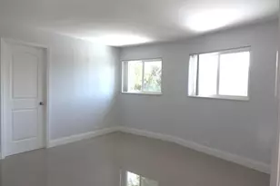 915 SE 22nd Ave, Pompano Beach, FL 33062 - Photo 9