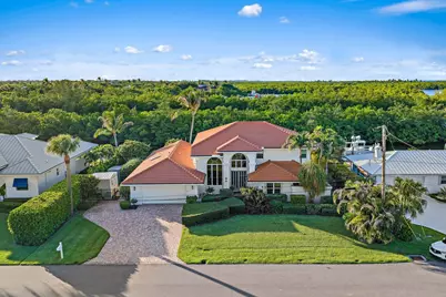 8565 SE Palm Street, Hobe Sound, FL 33455 - Photo 3
